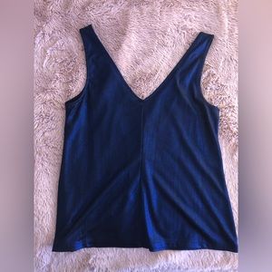 City Streets V-neck sleeveless blouse